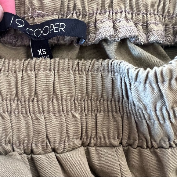 Lightweight pull-on cargo pants cut in a wide-leg - Picture 6 of 7